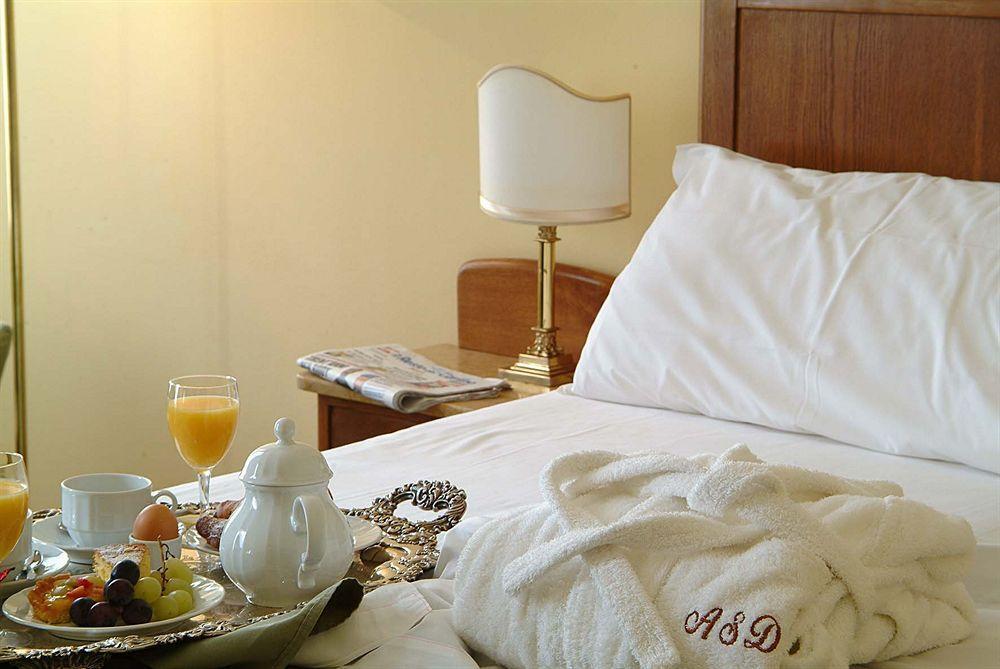 Albergo San Domenico Ουρμπίνο Εξωτερικό φωτογραφία
