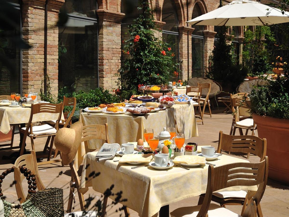 Albergo San Domenico Ουρμπίνο Εξωτερικό φωτογραφία